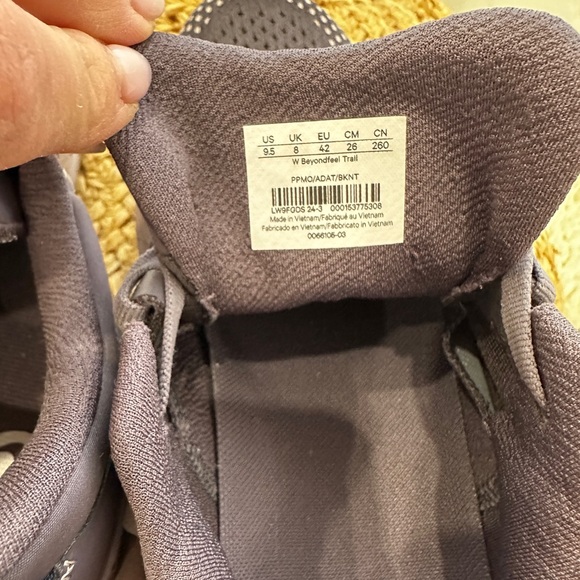 lululemon athletica Women's Purple Athletic Shoes - Picture 2 of 9